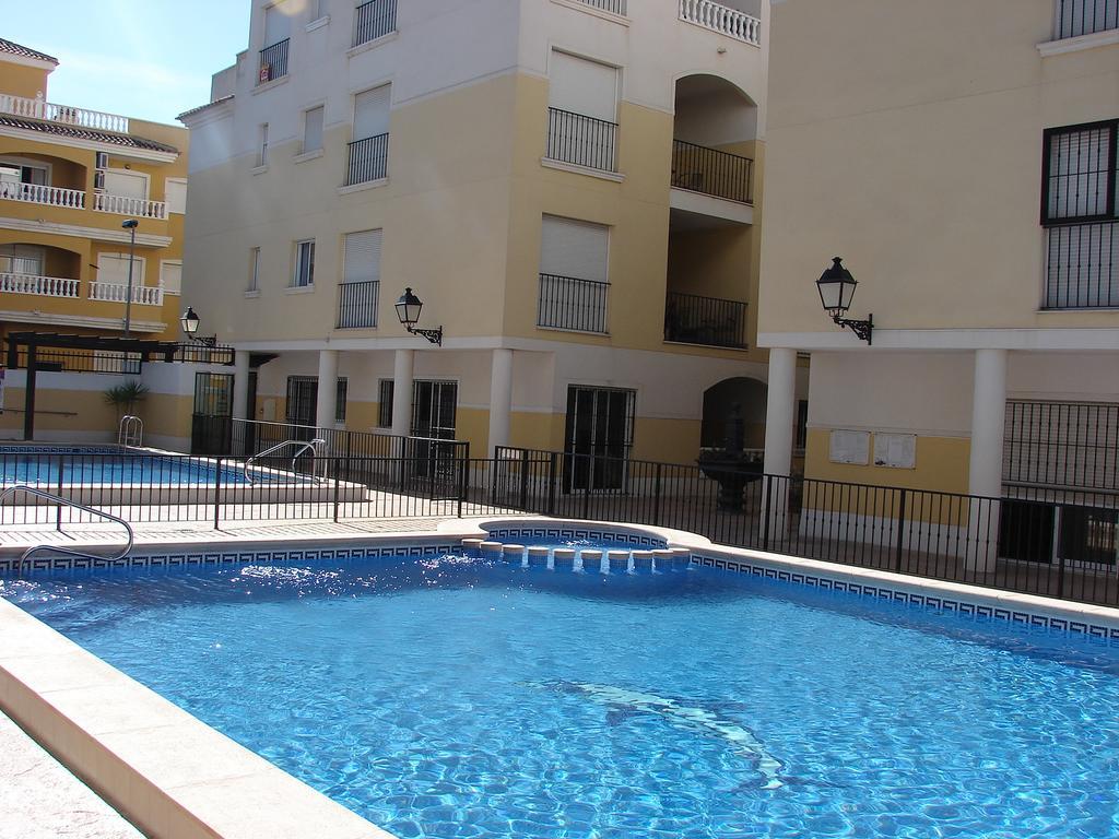 Apartamento Formentera Apartment Formentera del Segura Luaran gambar